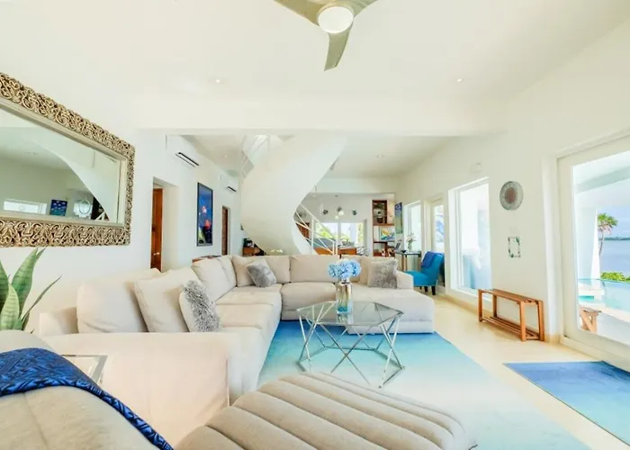 The Fox - Waterfront, 2 Private Pools, Own Boat With Captain, Free Shuttle Villa San Pedro (Ambergris Caye)