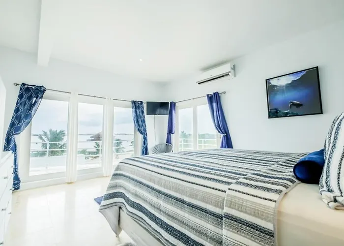 The Fox - Waterfront, 2 Private Pools, Own Boat With Captain, Free Shuttle Villa *