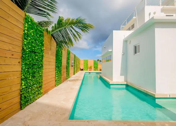 The Fox - Waterfront, 2 Private Pools, Own Boat With Captain, Free Shuttle San Pedro (Ambergris Caye)